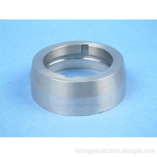 Aluminum-32